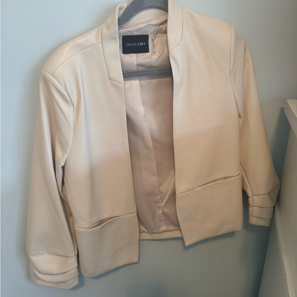 Dolce Cabo Cream Open Blazer